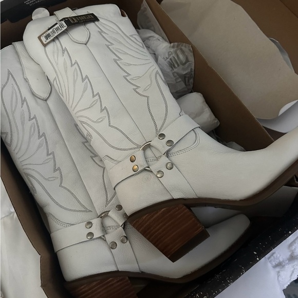 dingo Shoes - Dingo White Leather Western Boots